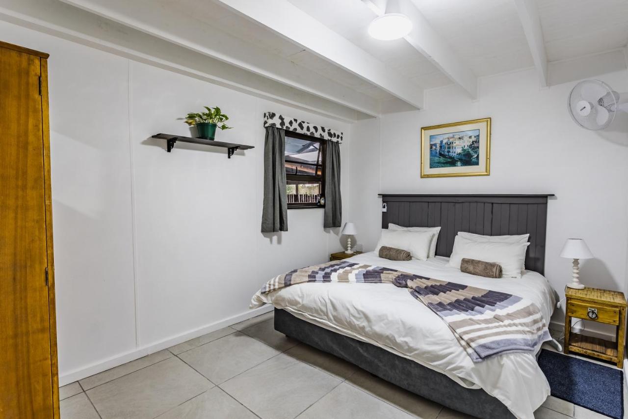 Arch Cabins Self Catering Homes Storms River สตอร์มริเวอร์ ภายนอก รูปภาพ