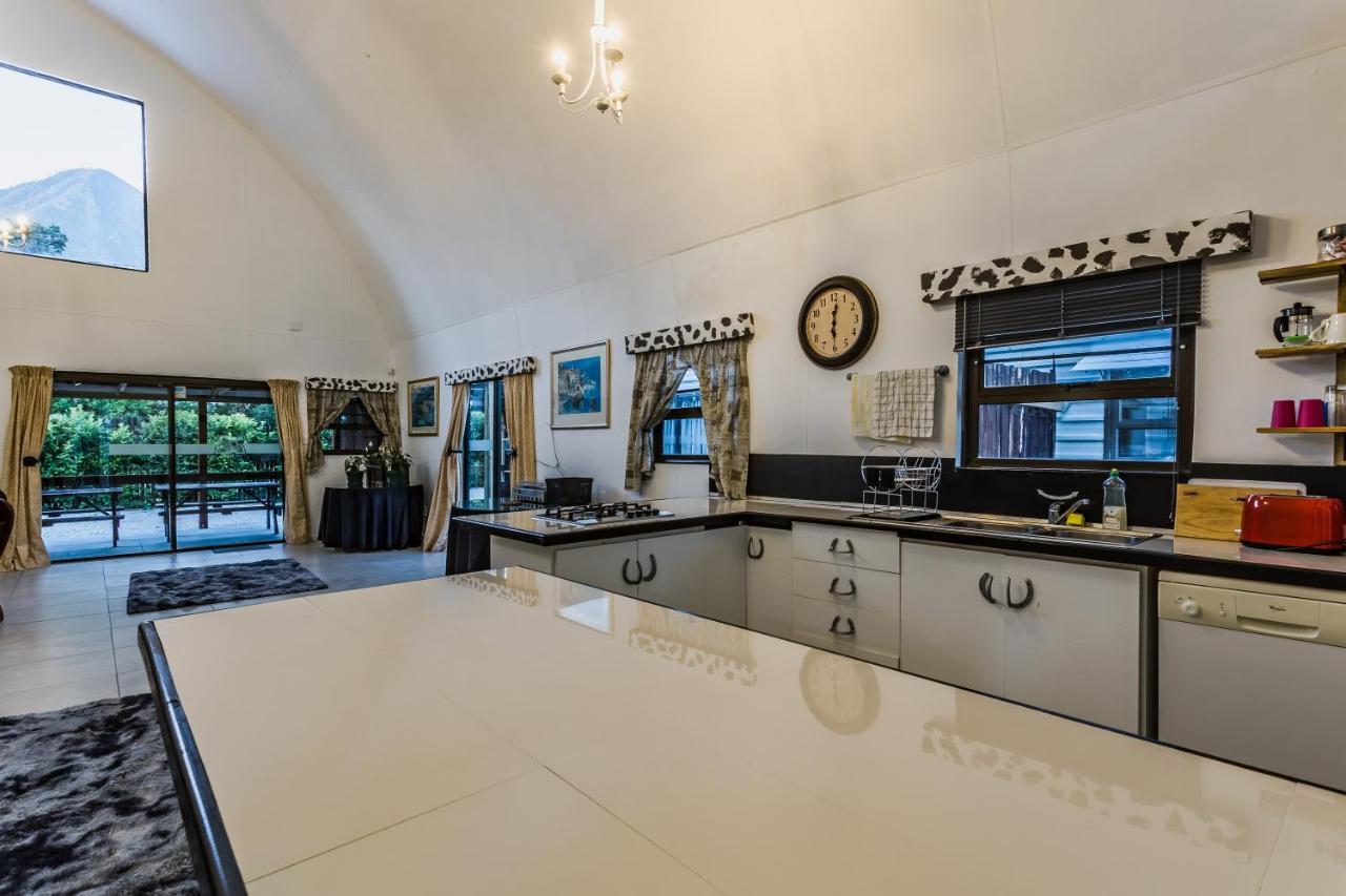 Arch Cabins Self Catering Homes Storms River สตอร์มริเวอร์ ภายนอก รูปภาพ