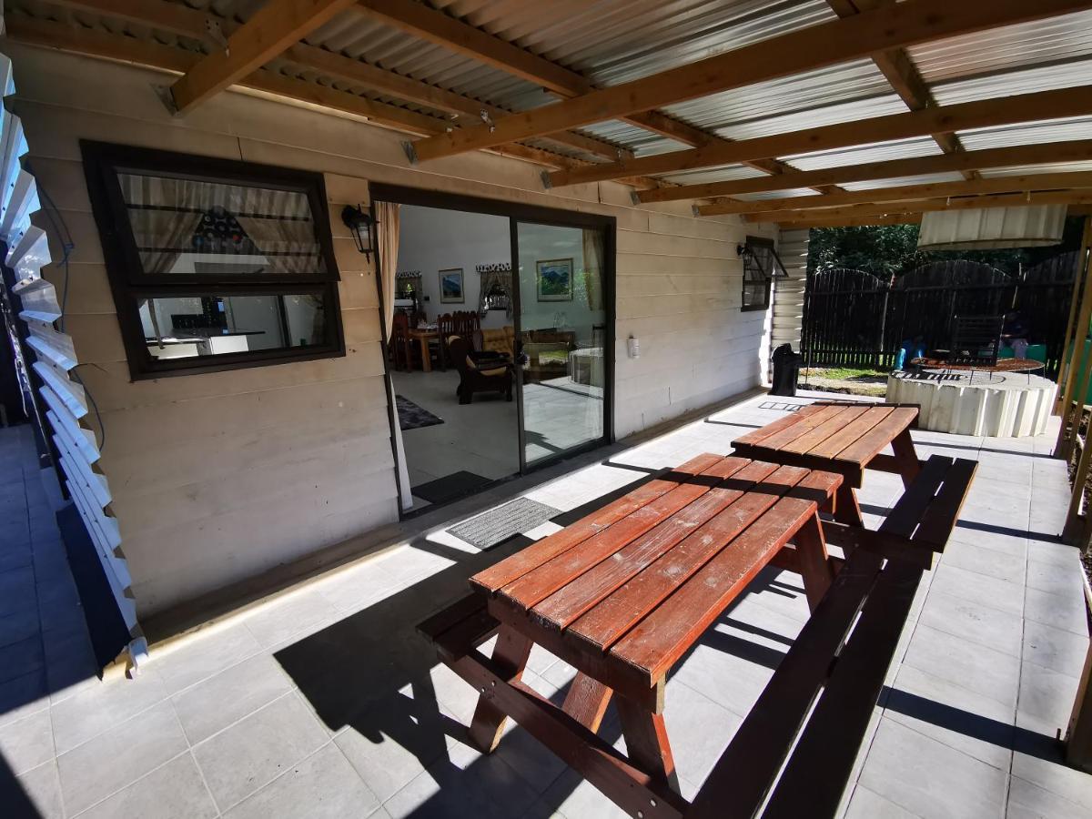 Arch Cabins Self Catering Homes Storms River สตอร์มริเวอร์ ภายนอก รูปภาพ